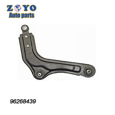 Braccio di controllo anteriore inferiore per Daewoo Nubira 1999 RK620818 RK620819 Parti di sospensione