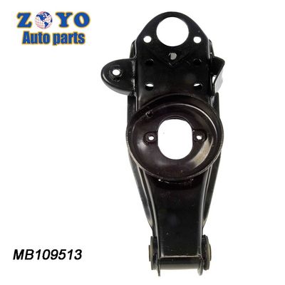 MB109512 MB109513 Maniglia di controllo inferiore anteriore in acciaio stampato per MITSUBISHI L200 1996