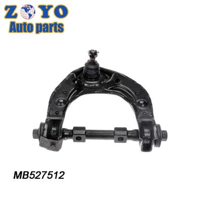 Bushing Nature Rubber MB527161 MB527512 Braccio di controllo inferiore per Mitsubishi L200 1996