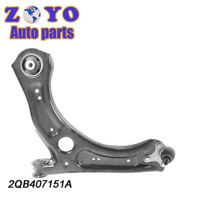 2QB407151A 2Q0407151B Braccio di comando anteriore inferiore sinistro per VW POLO Audi A1 2011-2021