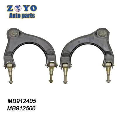 MR162803 MR162804 Braccio di controllo superiore della sospensione per Mitsubishi Grandis BA 1996-2004