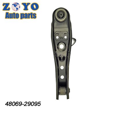 Numero di riferimento 46072 RK9439 Braccio di controllo inferiore per Toyota Cressida Precision Engineered