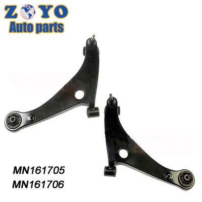 OEM Standard SB-7982 Braccio di controllo anteriore inferiore per le parti di sospensione Mitsubishi Eclipse