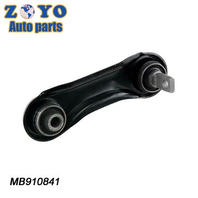 3709823 Braccio di controllo posteriore con rivestimento E nero per Mitsubishi Lancer V 1994-2004