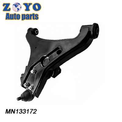 V9 W braccio di controllo inferiore anteriore destro per Mitsubishi Montero EUR Precision Engineered