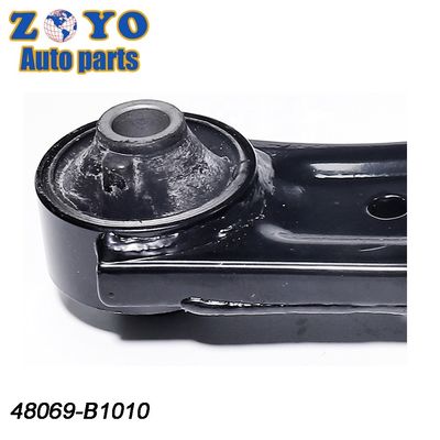 DAIHATSU PASSO 2004-2009 Braccio di controllo anteriore inferiore sinistro con rivestimento e busco E